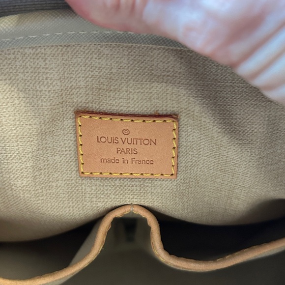 Louis Vuitton Brown and Tan Monogram Satchel - Picture 9 of 11